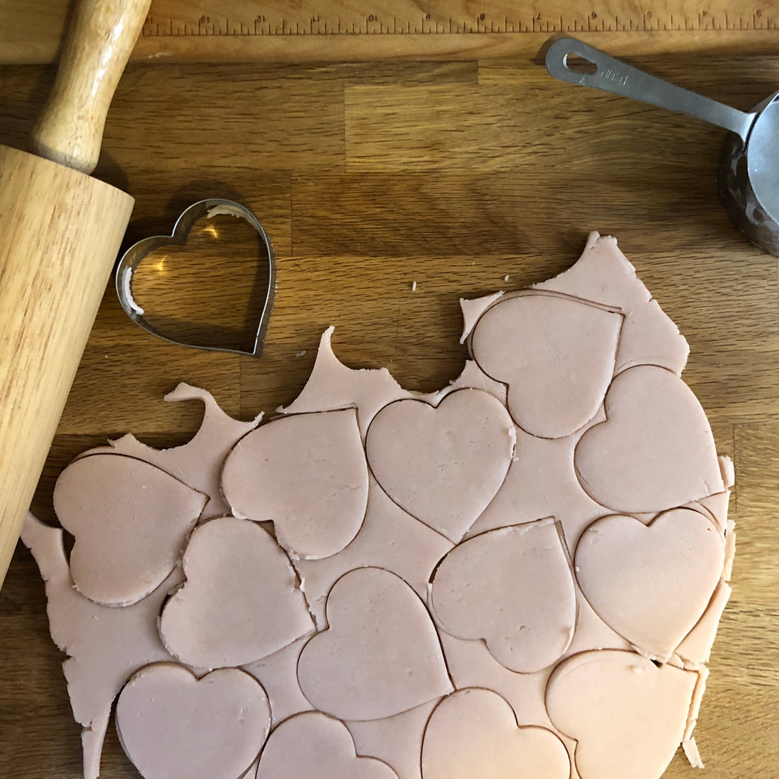 Muddy's Fun House: episode 9... "barely cherry" heart cookies