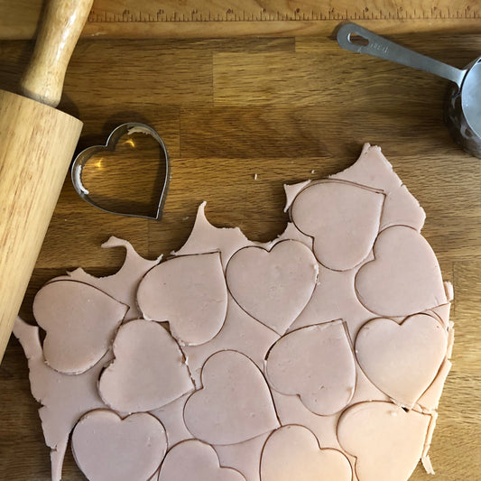 Muddy's Fun House: episode 9... "barely cherry" heart cookies
